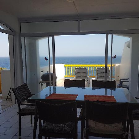 Ballito 69 Perissa Santorini Sea View, Walk To Beach -Family Only Exterior photo
