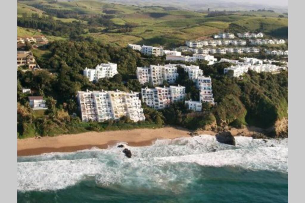 Ballito 69 Perissa Santorini Sea View, Walk To Beach -Family Only Exterior photo