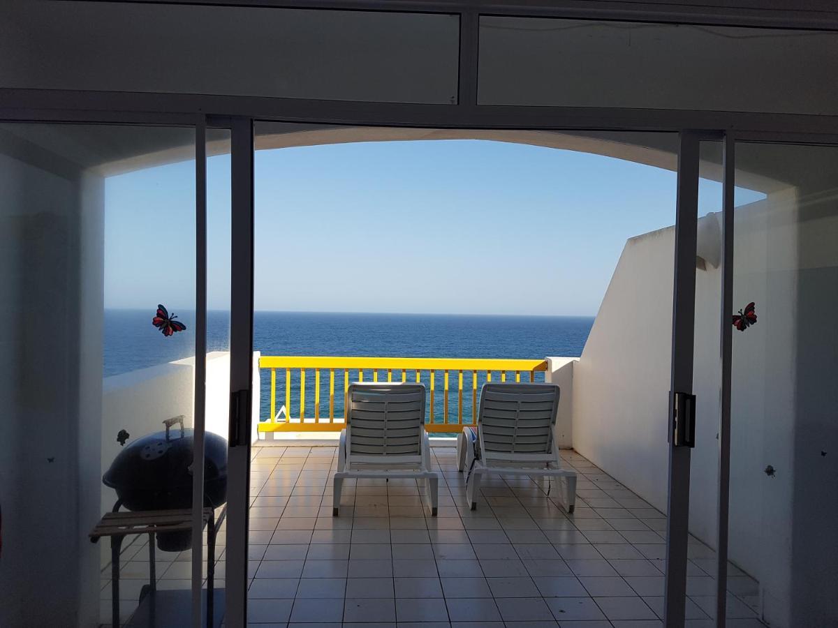 Ballito 69 Perissa Santorini Sea View, Walk To Beach -Family Only Exterior photo