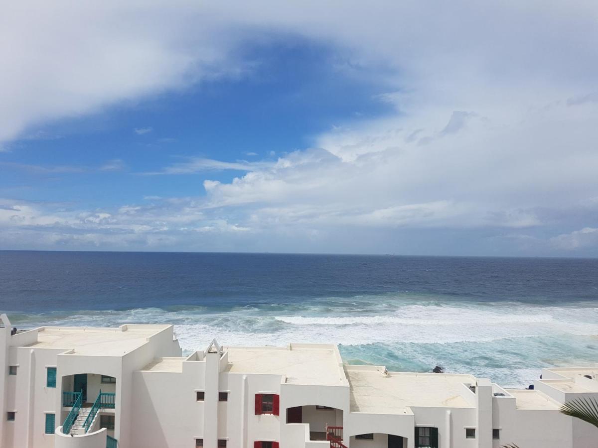 Ballito 69 Perissa Santorini Sea View, Walk To Beach -Family Only Exterior photo