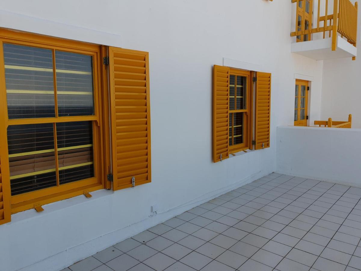 Ballito 69 Perissa Santorini Sea View, Walk To Beach -Family Only Exterior photo